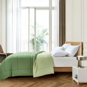 Down Alternative Microfiber Comforter Size Twin Reversible Shades Of Green NWT